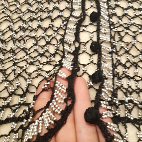 Medium Sequin Bolero with button - Picture 4 of 8